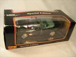 1:18 Scale MAISTO Jaguar XK8 Green SPECIAL EDITION 1990&#39;s *Great* [Y24] - $15.15