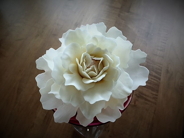 Full size white gum paste peony. Wedding, birthday fondant flower cake topper.  - $35.00 - $40.00