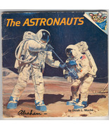 THE ASTRONAUTS DINAH L. MOCHE 1978 SPACE NASA BOOK RANDOM HOUSE PICTUREB... - £23.11 GBP