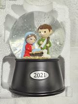 2021 Wondershop Musical Water Snow Globe Christmas Collectible-Nativity Manger image 3