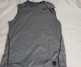 Large Nike Pro Dri Fit Fitted Sleeveless Shirt Gray Top Activewear Sports - £11.80 GBP