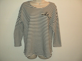 Two by Vince Camuto Top Size M, Stripes, 3/4 Sleeves, Beaded LOVE, Black &amp; White - £14.52 GBP