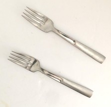Oneida Stainless Satin Scoop Flatware  Lot of 2 Dinner Forks 7 3/8&quot;  USA... - £6.34 GBP