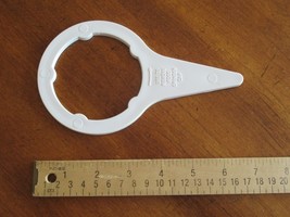 Genuine KitchenAid Meat Food Grinder FG-A Replacement: Lock Ring Nut Wre... - $177.19 MXN