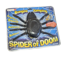 Bungee Jumping Spider of Doom &amp; Fly-Around Light Up Halloween Vintage 1995 - $39.60
