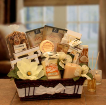 Vanilla Essence Candle Gift Basket - Spa Baskets for Women Gift - £52.03 GBP