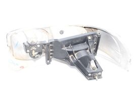 99-06 GMC SIERRA 2500 HD RIGHT PASSENGER HEADLIGHT Q4526 image 10