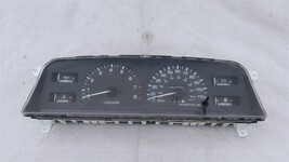93-95 Toyota Pickup 4runner 22R-E 4x4 MT Speedometer Instrument Cluster W/Tach  image 5