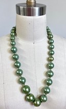 Vintage RETRO Necklace Green Composition Beads Graduated 1940s - $28.71