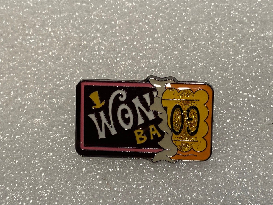 Wonka Bar Golden Ticket Reveal 1&quot; Metal Pin 1&quot; *NEW* DTB - $9.99