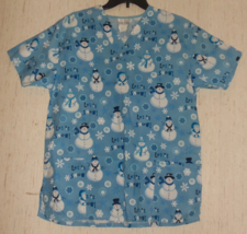 Excellent Womens &quot;Let It Snow!&quot; Snowman &amp; Snowflakes Print Scrubs Top Size S - £18.64 GBP