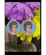 mama&#39;s Family  clip on  earrings earring set super cute pair of earrings - $163.08 MXN