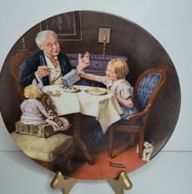 KNOWLES CHINA COLLECTOR'S PLATE NORMAN ROCKWELL'S "THE GOURMET" image 2