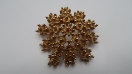 Vintage Gold Flower Polyp Brooch 4.8cm BB12 - £23.89 GBP