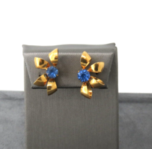 Vintage Copper Tone Earrings Screw Back Blue Rhinestones Half Flower Des... - $22.99