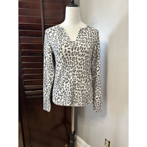 Socialite Womens Pullover Fuzzy Sweater White Leopard Print Long Sleeve ... - $27.74