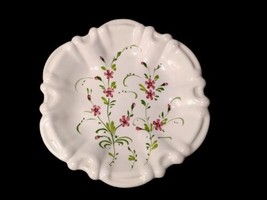 Vintage Italy Handpainted Floral Pottery Plate Hanging Scalloped Edging ... - $27.71
