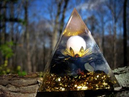 Moon Lotus Orgone Energy Pyramid cleanses and refresh ENERGY - £61.02 GBP