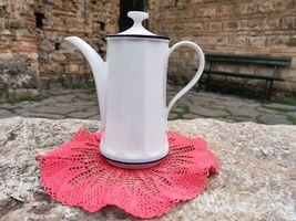 Vintage porcelain teapot, 1980's Kahla German teapot, minimalist porcela... - $40.00