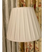 Large Stiffel Silk Box Pleated Egg Shell Lamp Shade. Lined - £18.69 GBP