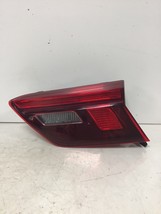 2018 2019 2020 Volkswagen Tiguan Rh Lid Mount Tail Light Oem B13R 10298 - £47.48 GBP