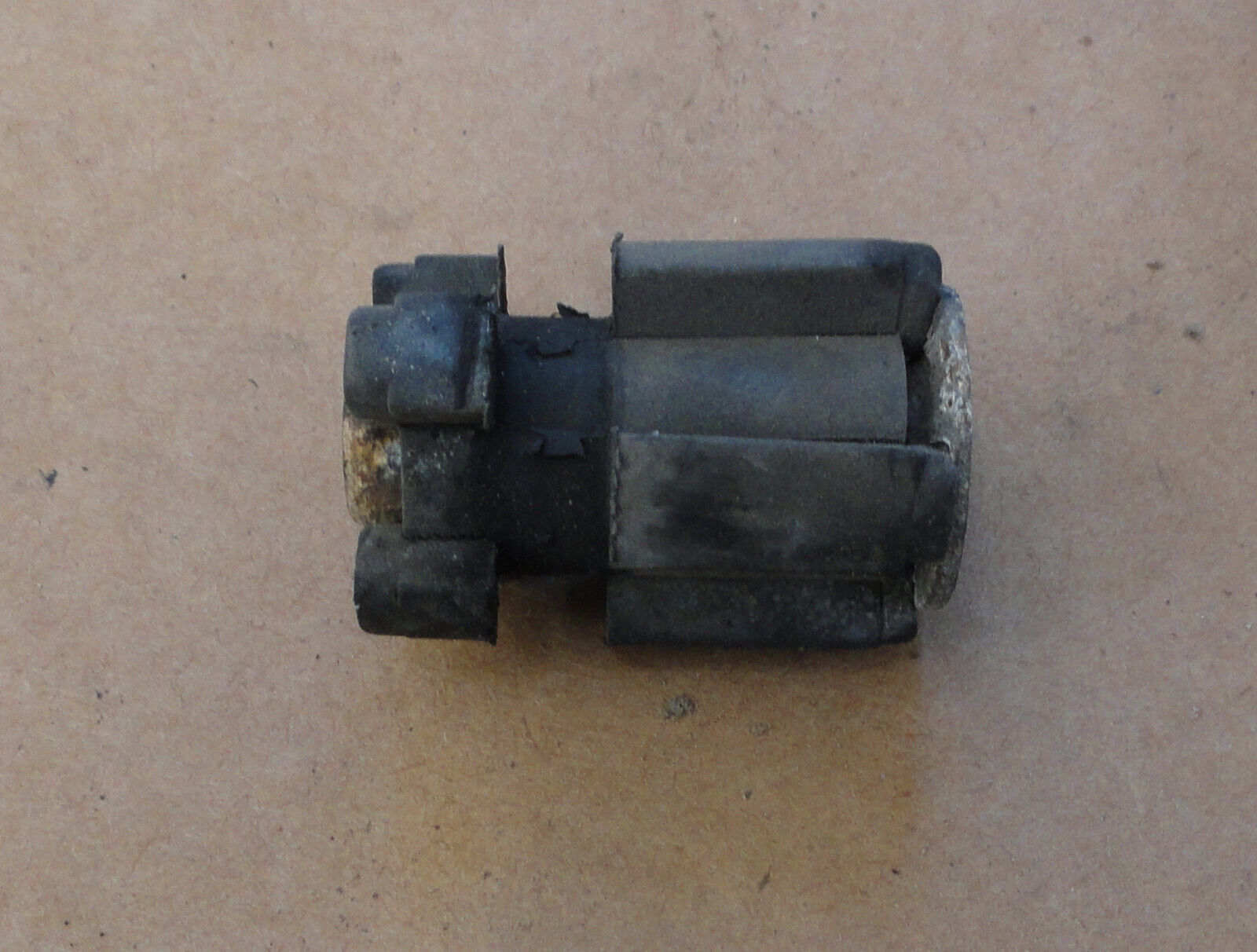 00-02 LS1 Camaro Trans Am  Secondary Air Injection Pump Insulator Bushin... - $5.00