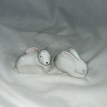 Vintage Fitz &amp; Floyd Easter Bunny Rabbits White Ceramic Salt &amp; Pepper Shakers - £11.93 GBP