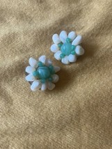 Vintage Oblong White Faux Pearl Cluster with green Center Earrings Japan 1&quot; wide - £18.85 GBP