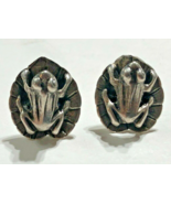 Frog On Lily Pad Stud Earrings Sterling Silver .925 - £23.66 GBP