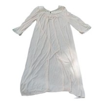 Lorraine Nightgown Femme Brodé Fleurs Taille M - $33.65