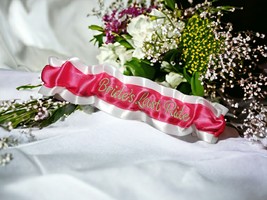 Bride&#39;s Last Ride Custom Colors Bridesmaid Bachelorette Garter Personalized - £11.01 GBP