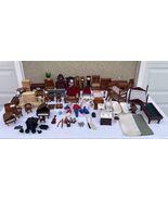 HUGE Vintage Miniatures Dolls,Dollhouse Furniture,Bathroom &amp; Many Access... - $534.59