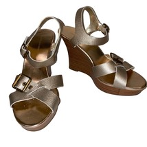 Banana Republic Women&#39;s Gold Strappy Wedge Buckle Sandals, Size 8.5 - £11.95 GBP