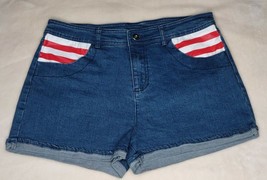 Wheres Waldo Shorts Women Medium Blue Denim Stretch Novelty Hide and See... - $11.99