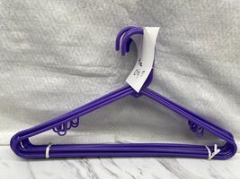 Clothes Hangers Plastic Assorted Purple. 7 Count - $55.03 MXN