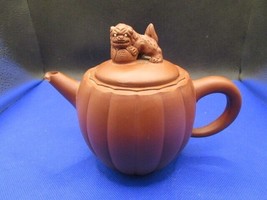 CHINESE Yixing pumpkin shape clay teapot with a foo dog on the lid - £38.92 GBP