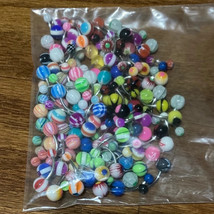 Wholesale lot of 100 colorful acrylic belly rings - £18.27 GBP