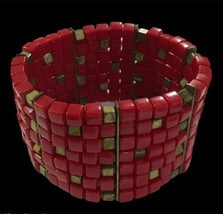 Beaded Cuff Bracelet With Coral Colored Shell &amp; Beads 7.5” - £11.86 GBP