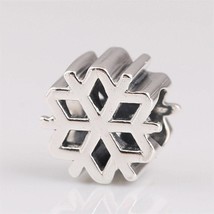 2019 Winter Release 925 Sterling Silver Polished Snowflake Charm  - £11.88 GBP