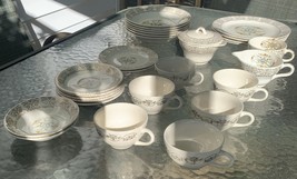 Royal China Ardis 28pc Set – 22K Gold Floral – Sebring OH USA – Vintage - $199.68 CAD