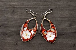 Mexican Floral Earrings, Boho Vintage Pendant Earrings with Mother of Pearl - £13.58 GBP