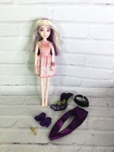 Disney Descendants Style Switch Mal Isle of the Lost Doll With Outfit Ha... - $20.78