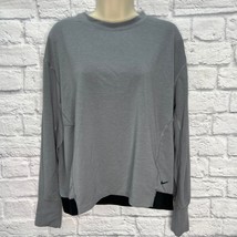 Nike Womens Pullover Long Sleeve Shirt Size M Gray Logo Hem Dri-Fit - $19.75