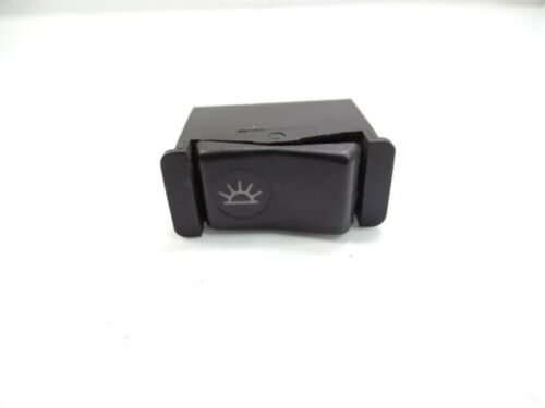 Mercedes R107 380SL switch, dome light 0008205810 - $14.95