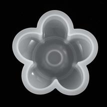 3D Creative Baking Tool Flexible Silicone Fondant Flower Shape Soap Mold Petal S - £8.27 GBP