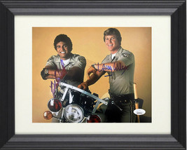 Erik Estrada &amp; Larry Wilcox dual signed CHiPs California Highway Patrol 8X10 Pho - £93.48 GBP