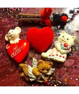 Children&#39;s vintage pins / brooches lot - $33.83 CAD