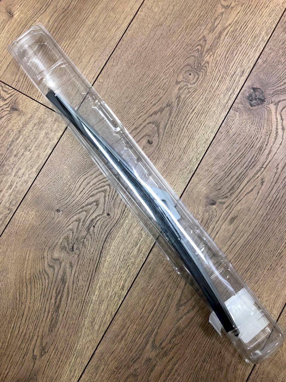Wiper blade for pin-type wiper arm, fits 1968-1971 models NEW - $18.69