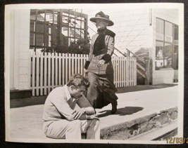 JAMES DEAN ( RARE VINTAGE 1950,S FILM STUDIO BOOK UNSEEN PHOTO )  # 1 - $4,797.92 MXN