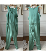 NWT Athleta Brooklyn Jumpsuit Vineyard Green $128 6 - €46,34 EUR